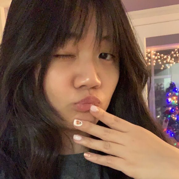 Meet your Posher, Stacie - Picture 2 of 3